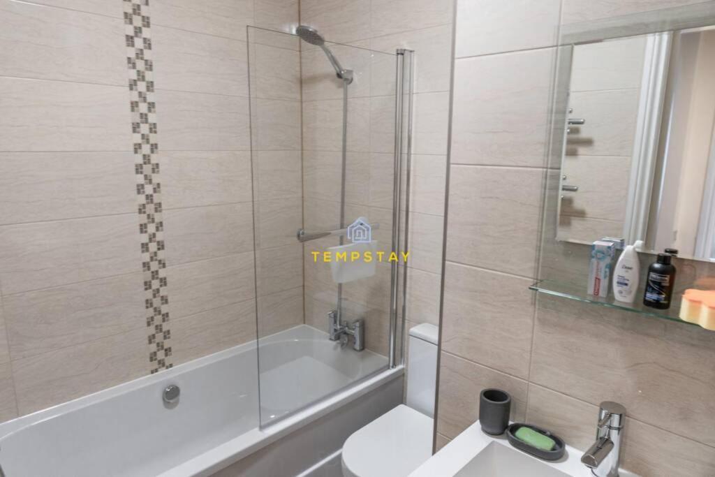5 Bed/4 Bath At Wembley Stadium & Free Parking Londres Extérieur photo
