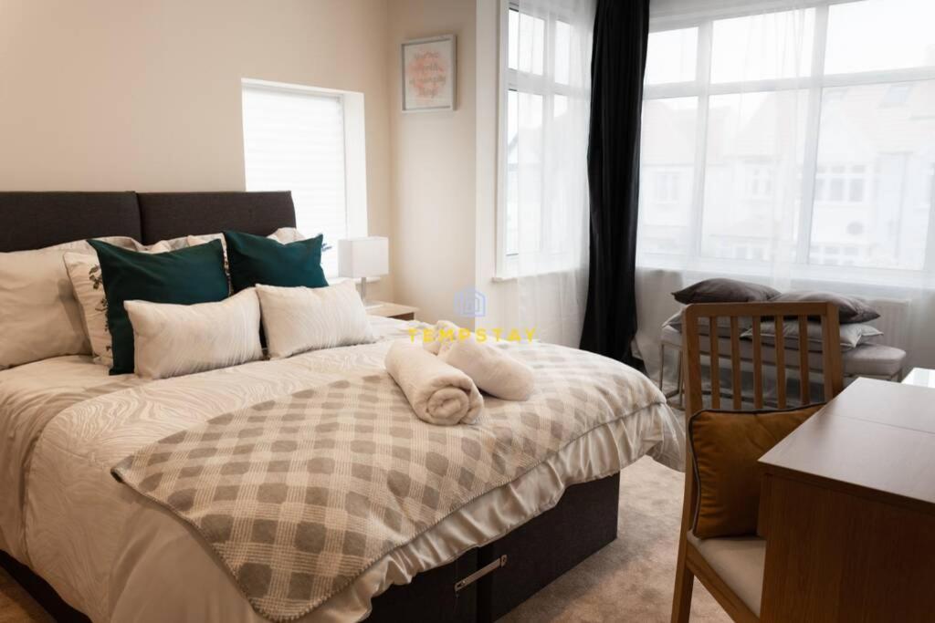 5 Bed/4 Bath At Wembley Stadium & Free Parking Londres Extérieur photo