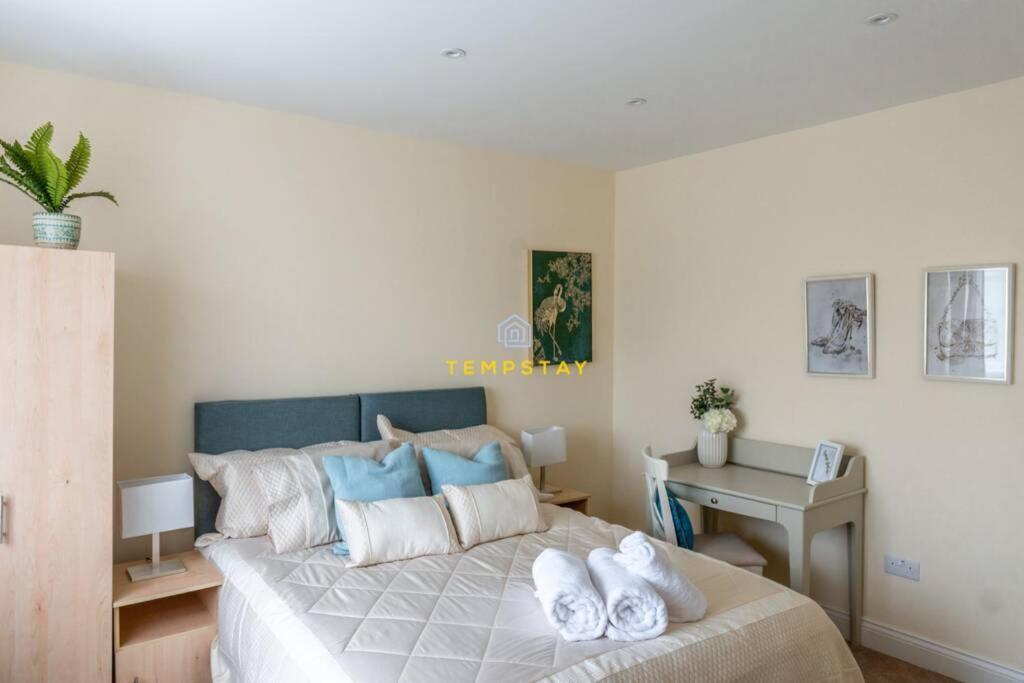5 Bed/4 Bath At Wembley Stadium & Free Parking Londres Extérieur photo